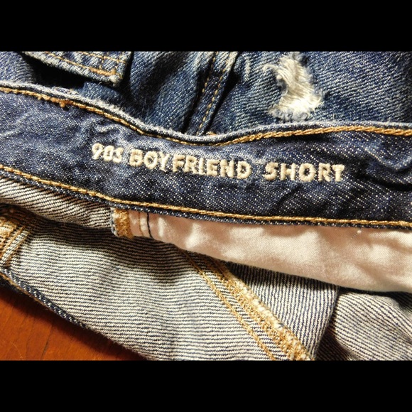 COPY - AMERICAN EAGLE BOYFRIEND SHORTS - Picture 3 of 3